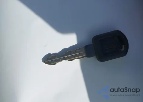 1996 Buick Skylark Gran Sport/Custom/Limited from USA, damaged, VIN 1G4NJ52T6TC435529